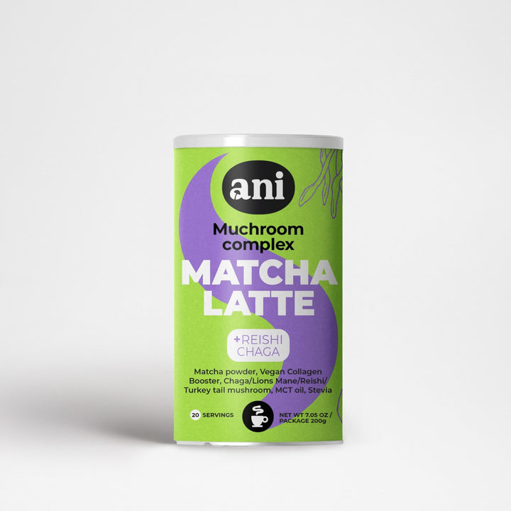 Matcha Latte with functional mushrooms and collagen